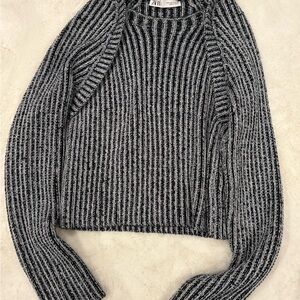 Zara Black & White Ribbed Crewneck Sweater
